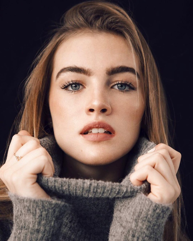 Emily Barbe Emily Barbe