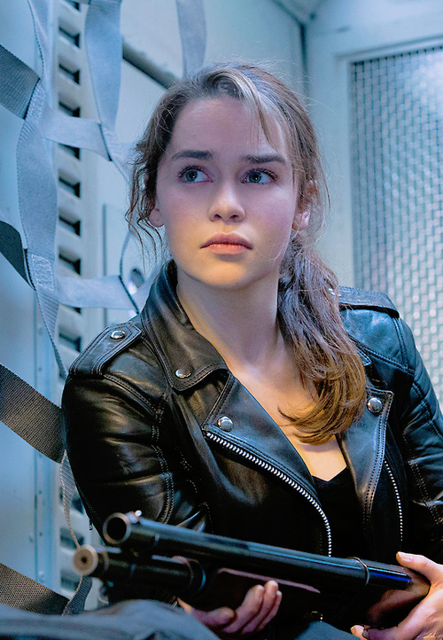 Sarah Connor ( Emilia Clarke)