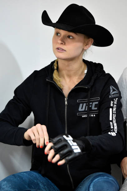 Andrea Lee Andrea Lee