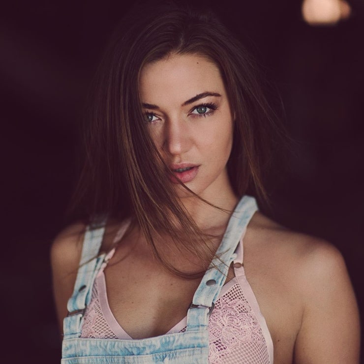 Erika Costell