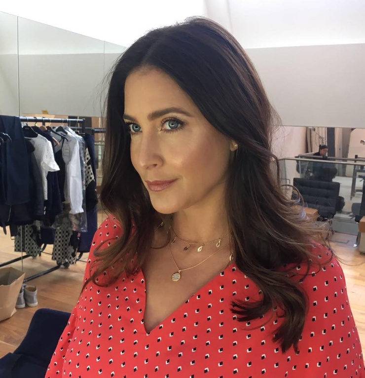 Lisa Snowdon
