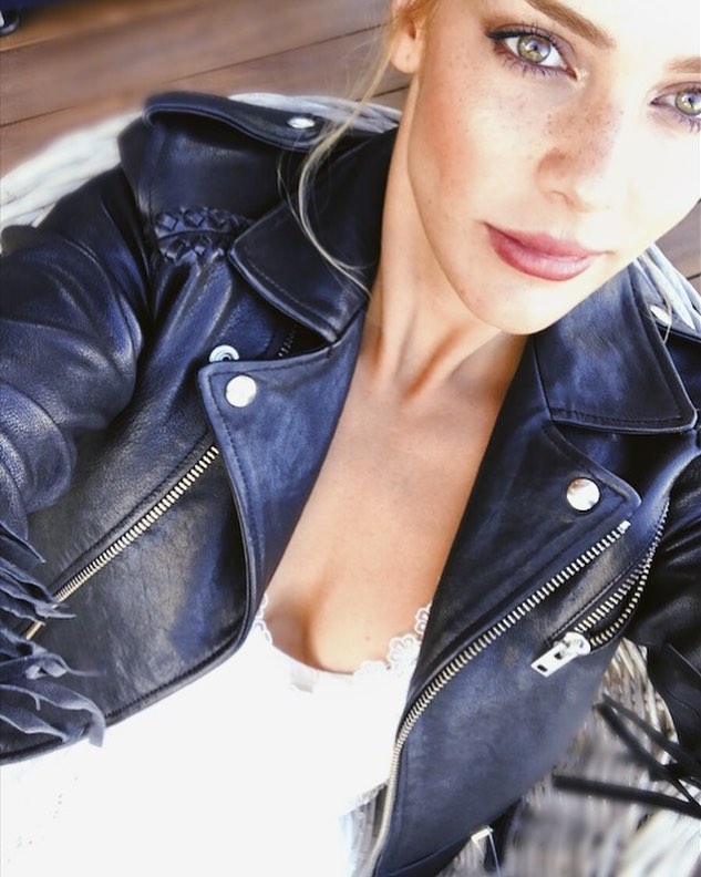 Alejandra Onieva Alejandra Onieva