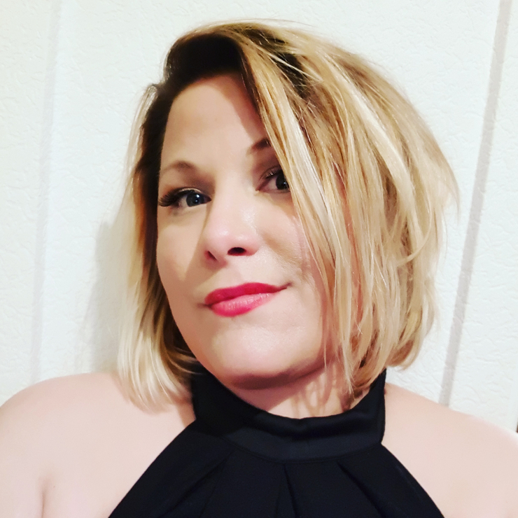 Nadine Hahl