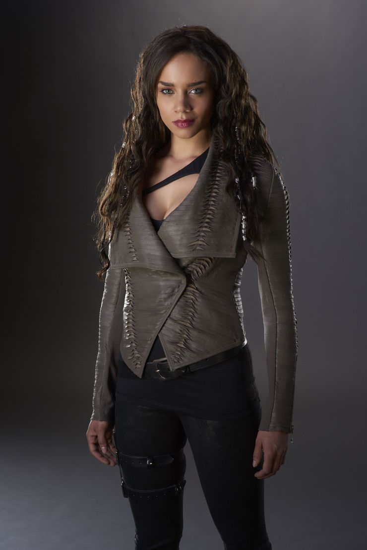 Dutch (Hannah John-Kamen)