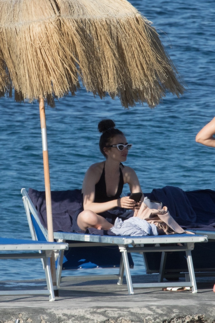Lily Collins