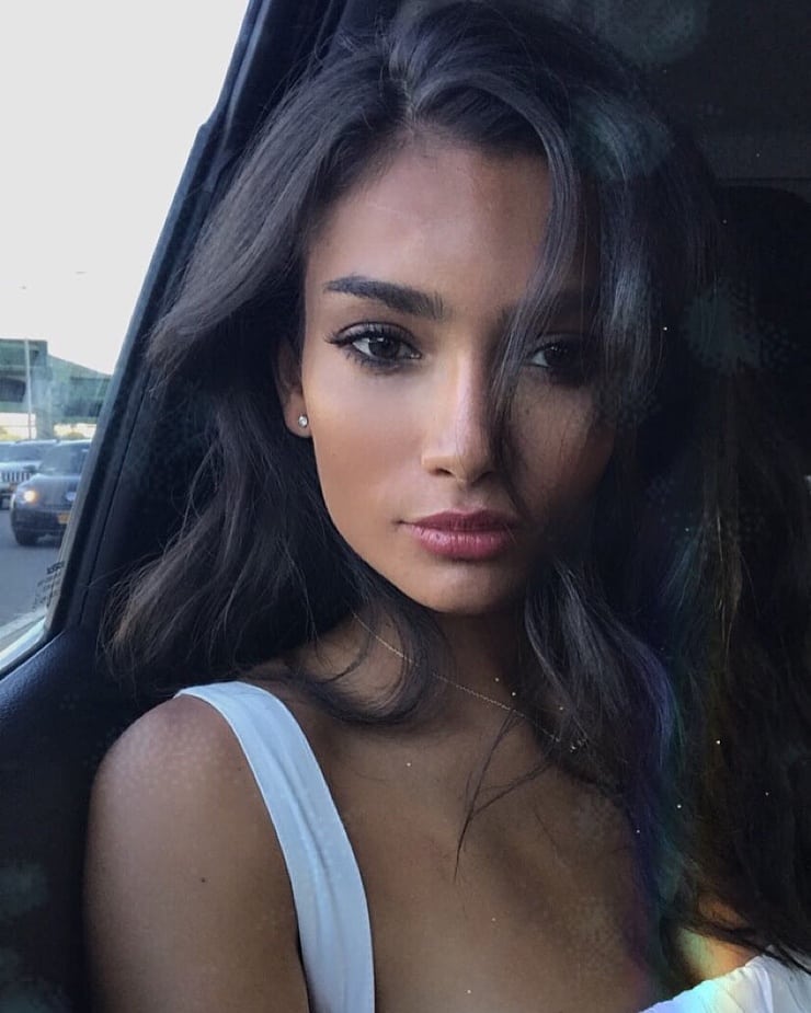 Kelly Gale Kelly Gale