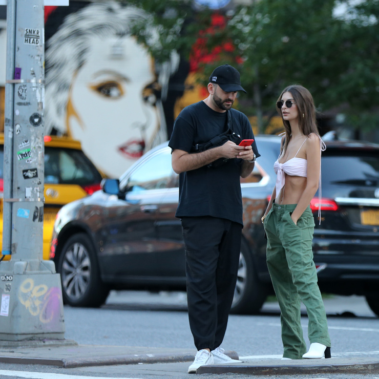 Emily Ratajkowski Emily Ratajkowski