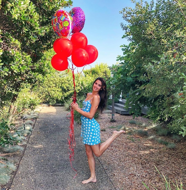 Sara Sampaio Sara Sampaio