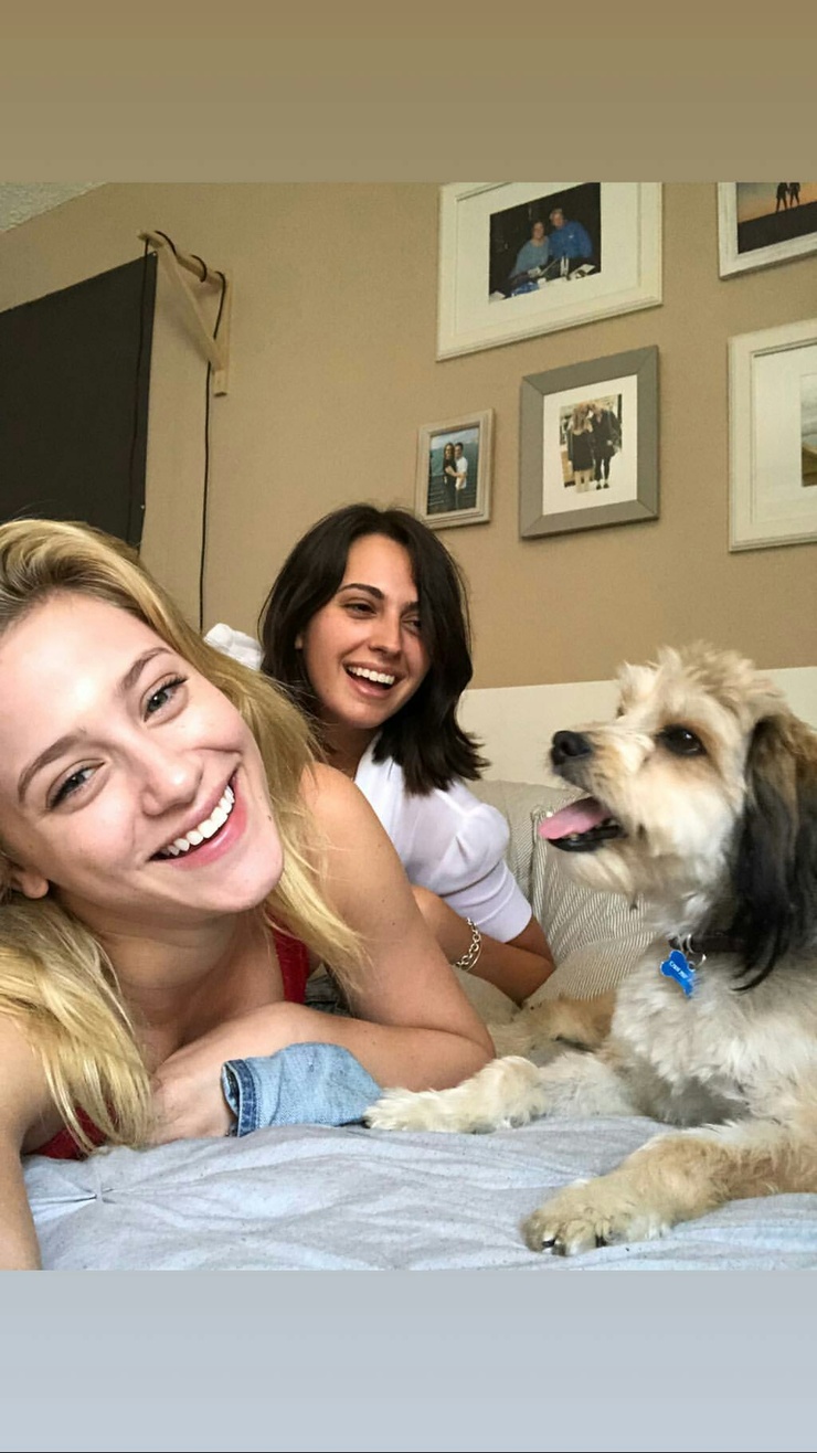 Lili Reinhart