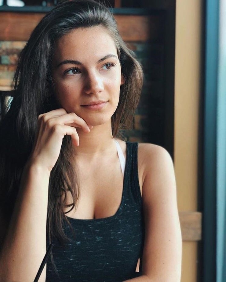 Alexia Raye