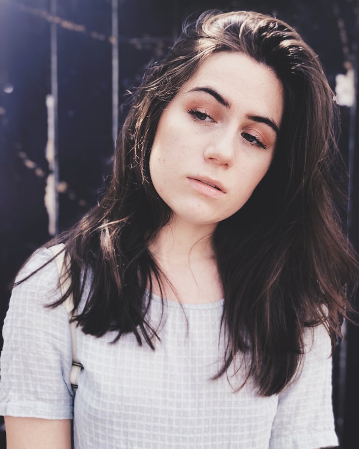 Dodie Clark