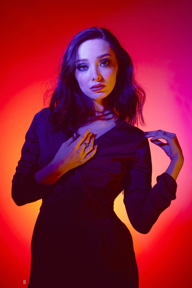 Emma Dumont Emma Dumont