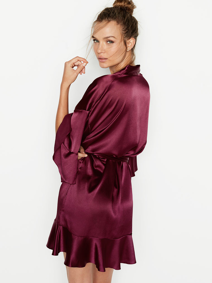 Josephine Skriver Josephine Skriver