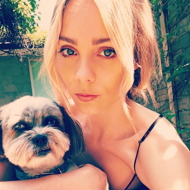 Laura Vandervoort Laura Vandervoort