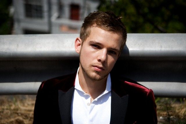 Max Thieriot Max Thieriot