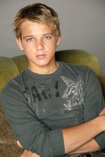 Max Thieriot