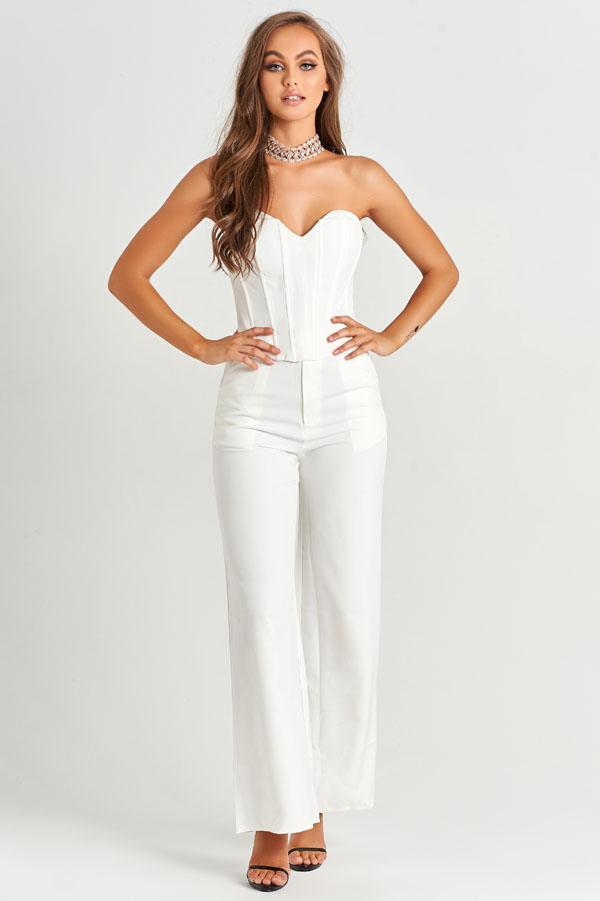 Lily Easton Lily Easton