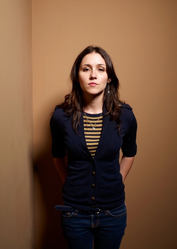 Shannon Woodward