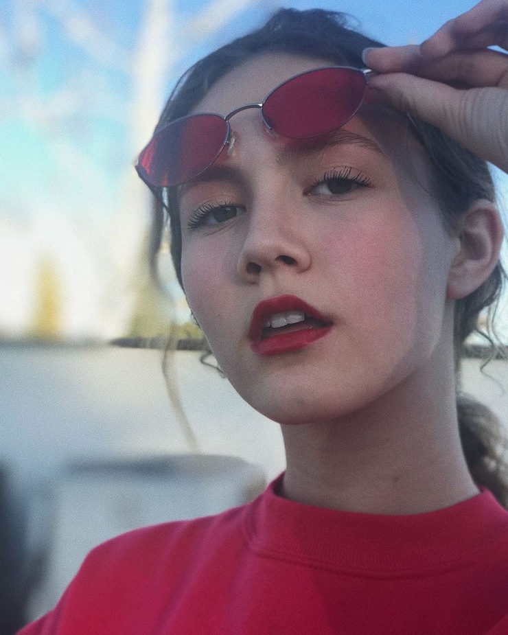 Iris Apatow Iris Apatow