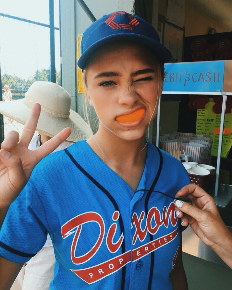 Lizzy Greene