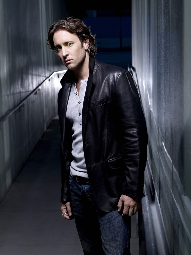 Alex O'Loughlin