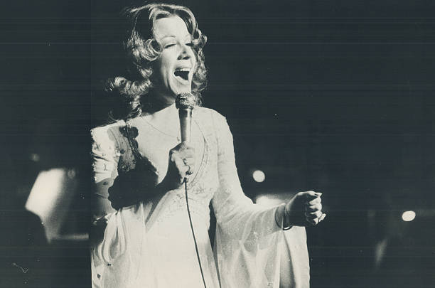 Vikki Carr