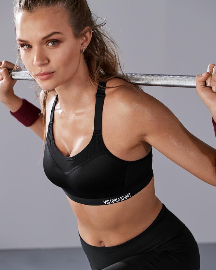 Josephine Skriver Josephine Skriver
