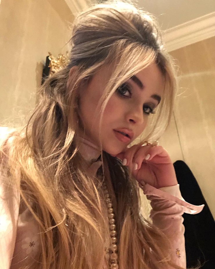 Sabrina Carpenter