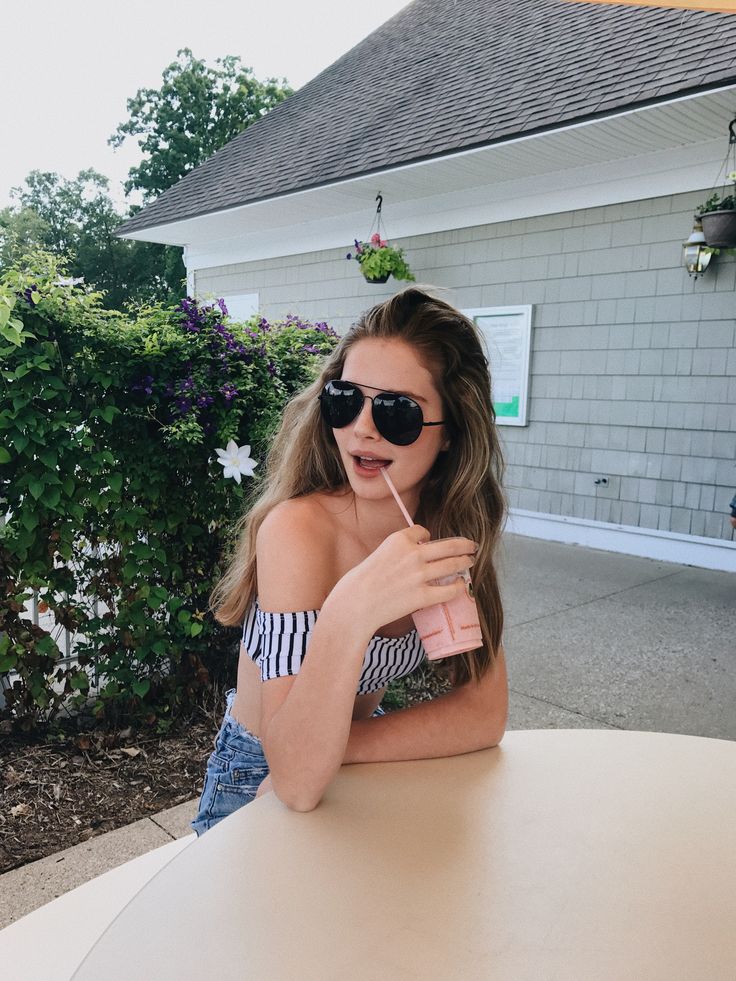 Ellie Thumann