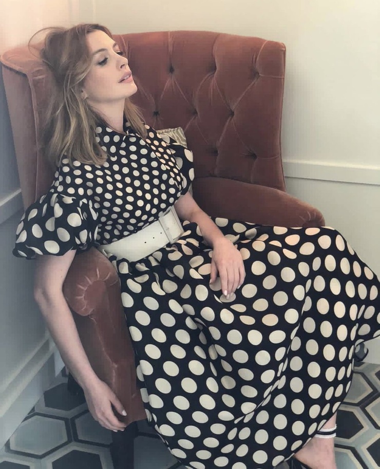 Anne Hathaway Anne Hathaway