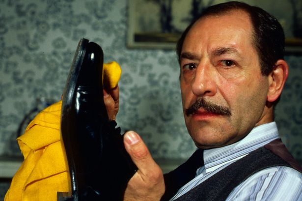 Bernard Kay
