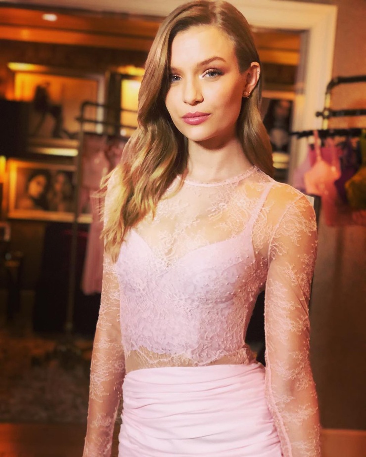 Josephine Skriver Josephine Skriver