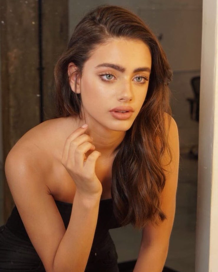 Yael Shelbia Yael Shelbia