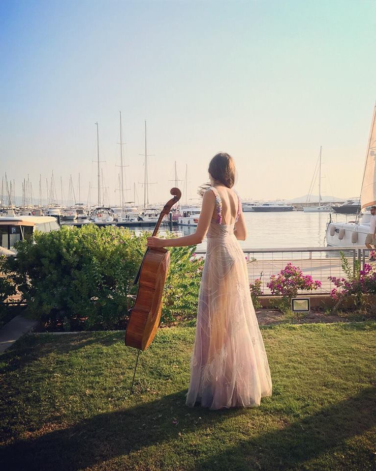 Camille Thomas