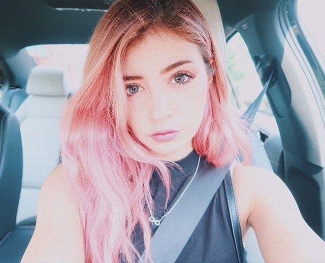 Chrissy Costanza