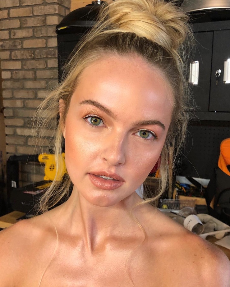 Lura Normand