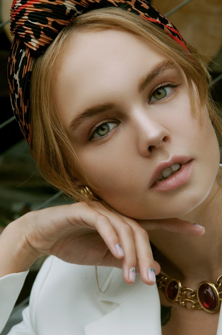 Anastasia Shcheglova Anastasia Shcheglova