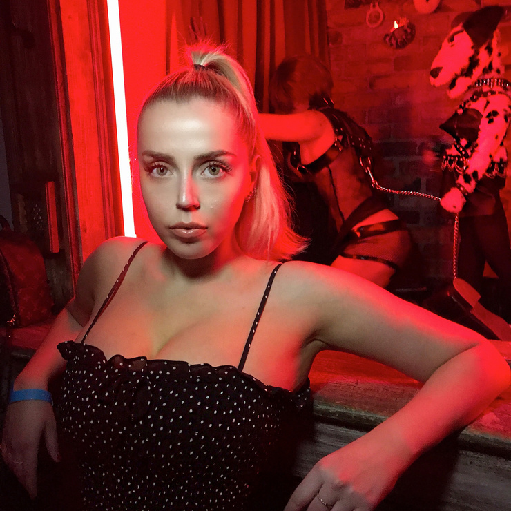 Violet Benson