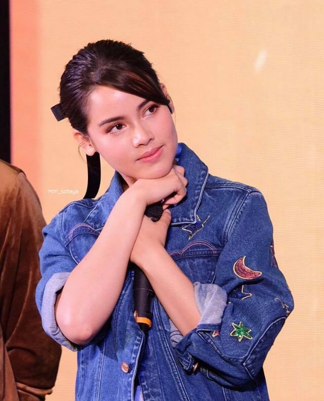 Urassaya Sperbund