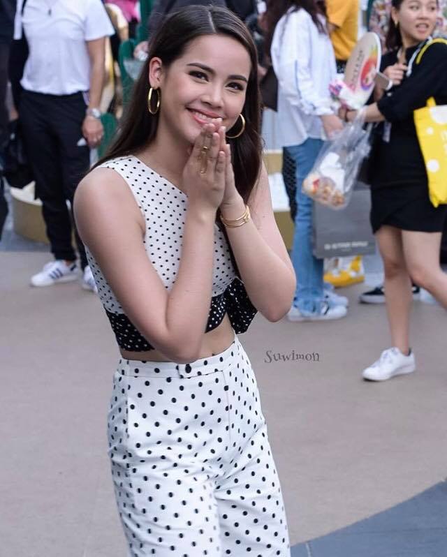 Urassaya Sperbund