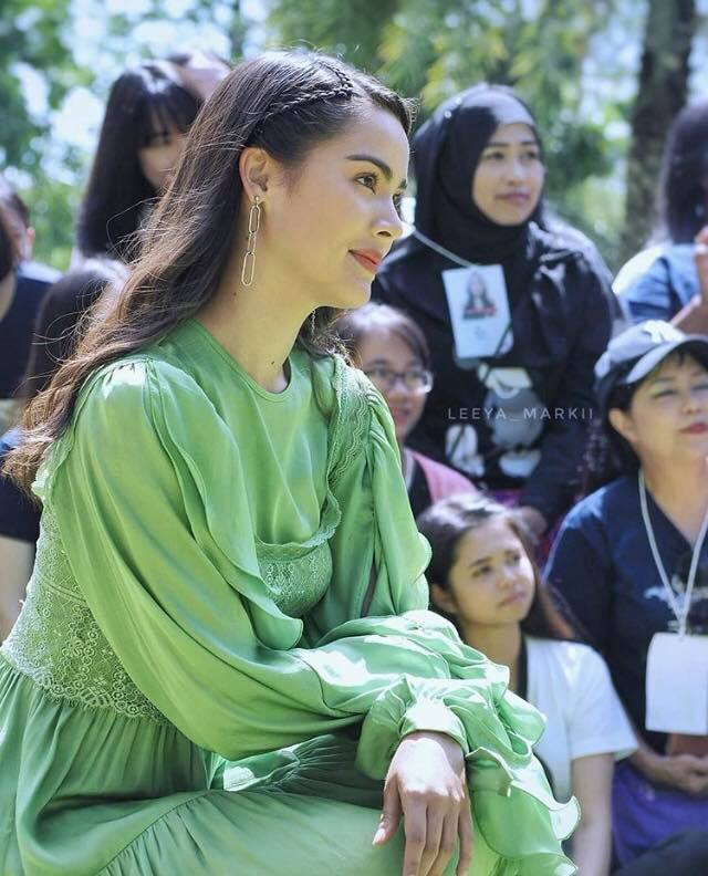 Urassaya Sperbund