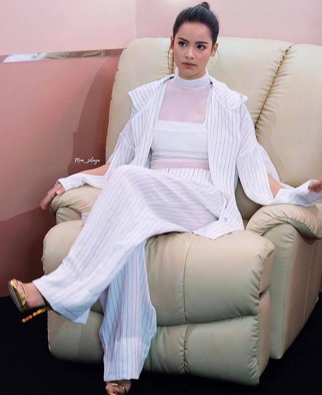 Urassaya Sperbund