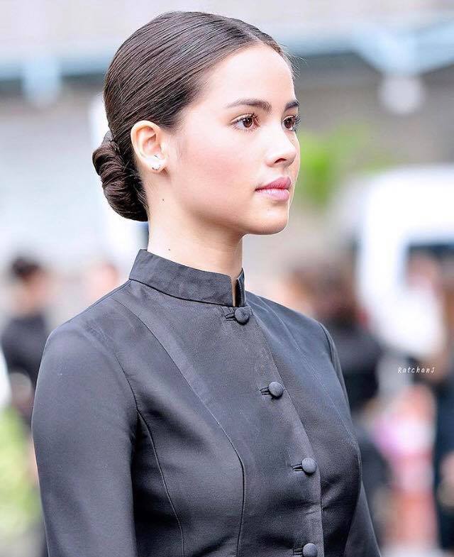 Urassaya Sperbund