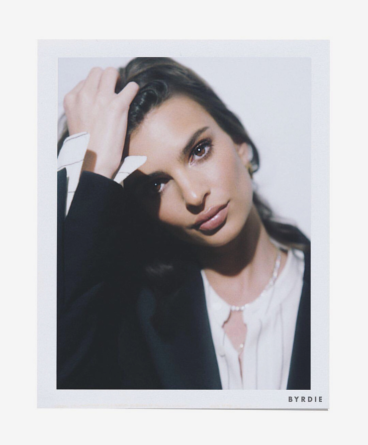 Emily Ratajkowski