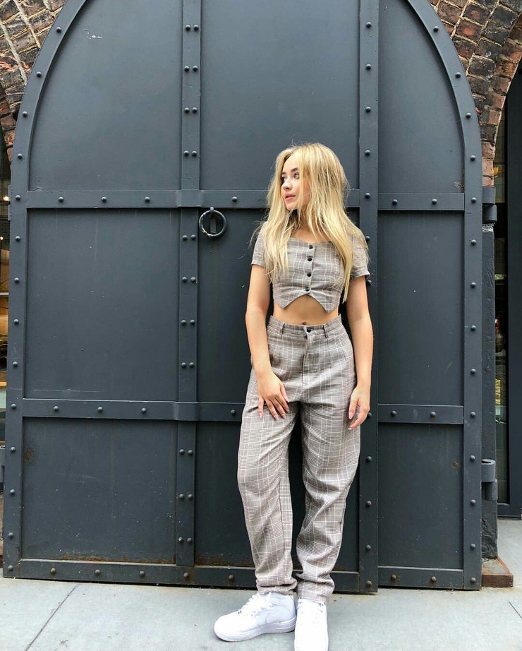 Sabrina Carpenter