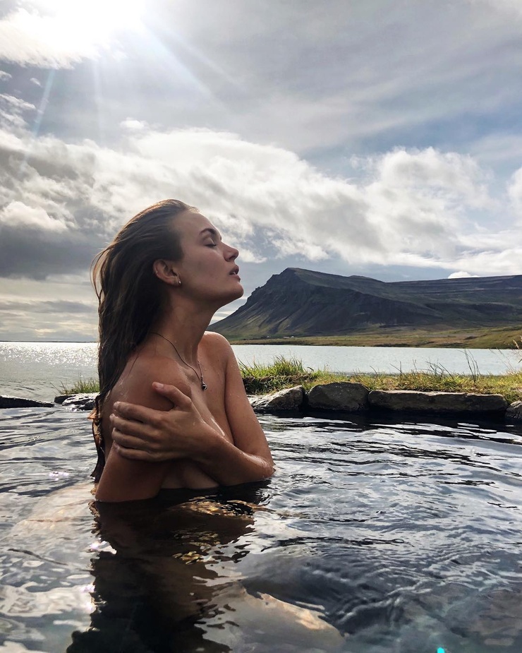 Josephine Skriver Josephine Skriver