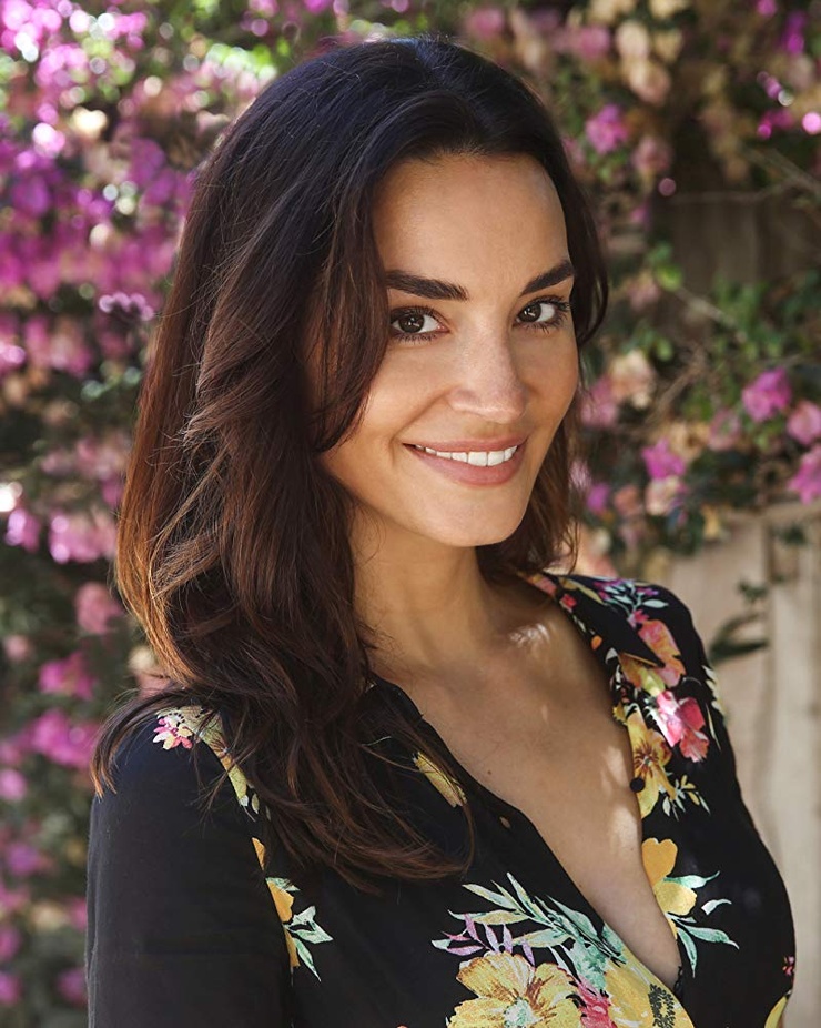 Christina Wildes Christina Wildes
