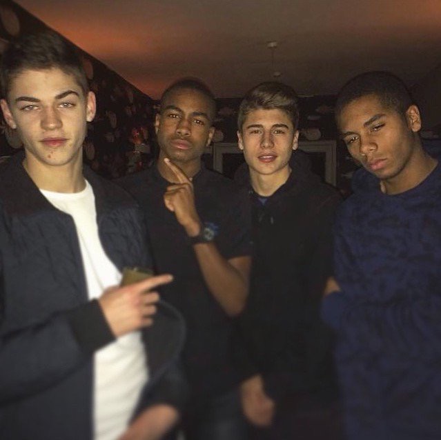 Hero Fiennes-Tiffin