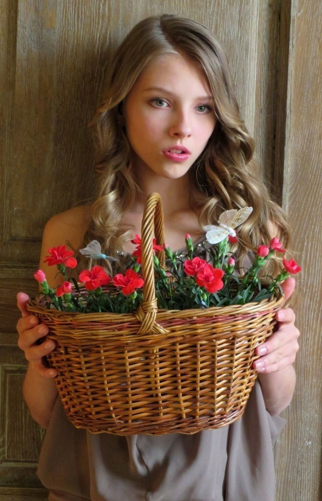Alisa Tarasenko Alisa Tarasenko