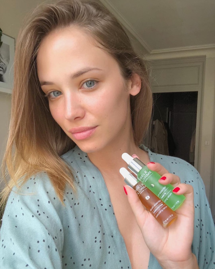 Agathe Teyssier (model)